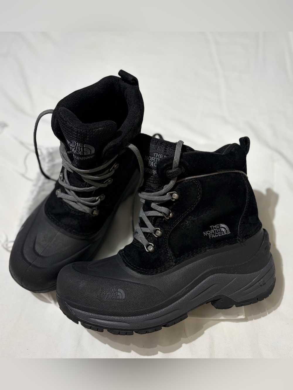 The North Face Black & Gray Men's Waterproof Winter Boots